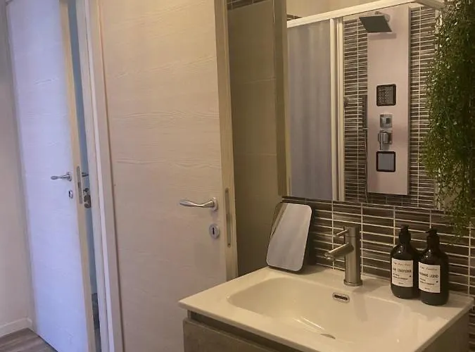 Maison Rebecca Carpi