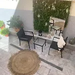 Πανσιόν Maison Rebecca