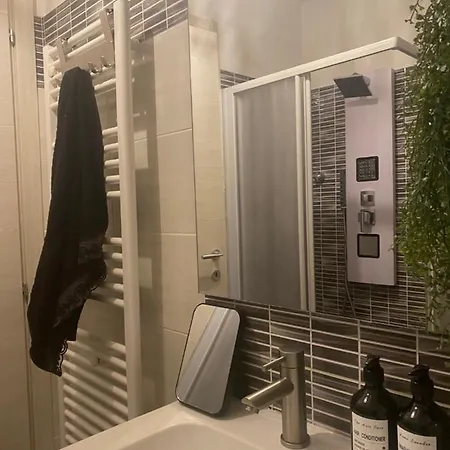 Maison Rebecca Carpi