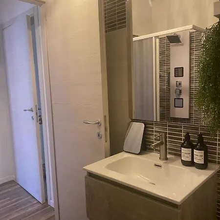 Maison Rebecca Carpi