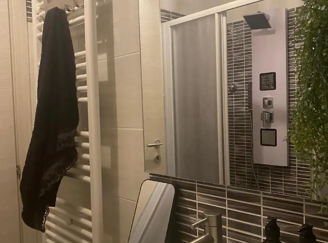 Maison Rebecca Carpi