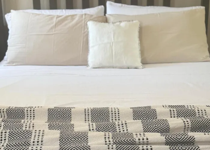 بيت ضيافة Maison Rebecca 4*